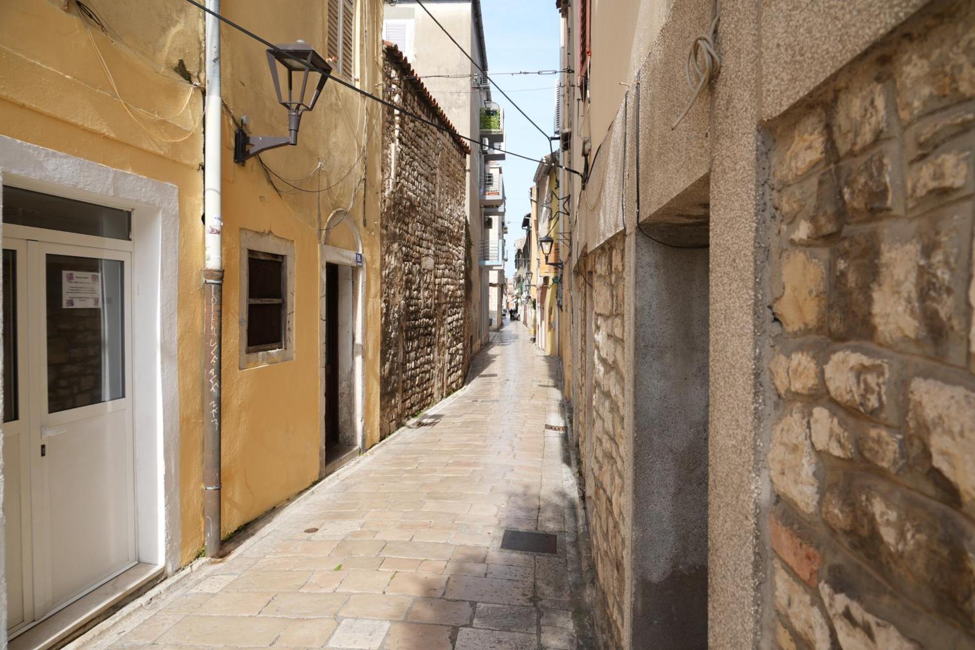 Apartment Kaya Prime Location In Old Town Zadar Dış mekan fotoğraf